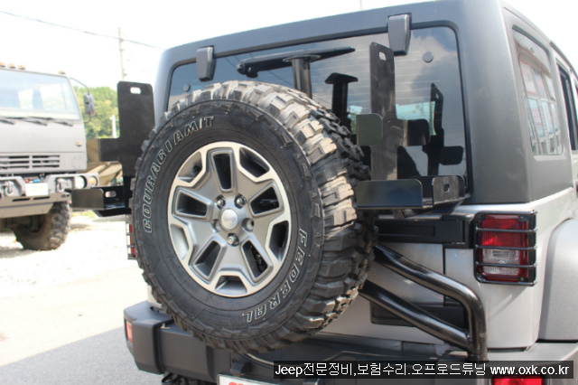 커스텀 제리캔 거치대 (싱글&더블) - Jeep전차종
