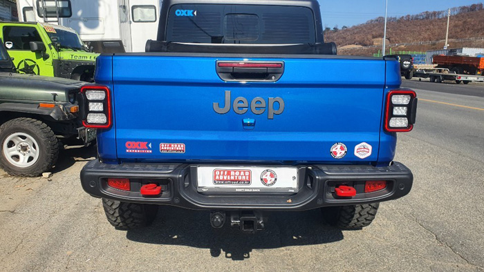 모파 JT글래디에이터 테일도어 Jeep 앰블럼 20-24년